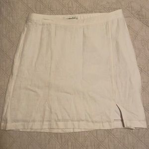 White Abercrombie & Fitch mini skirt